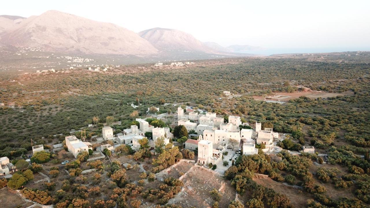 Vila Fameliti Casa Torre Stavríon Exteriér fotografie